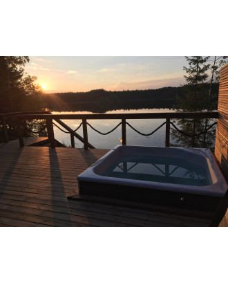 HOT TUB WITH EXTERNAL STOVE 1650L BATHTUBS AND POOLS